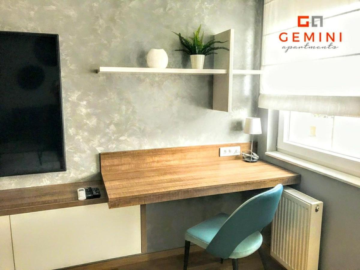 Gemini Apartment 3 - Modern Apartment With City View Újvidék Kültér fotó